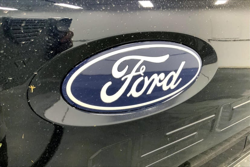 2026 Ford F-150 - Image 12