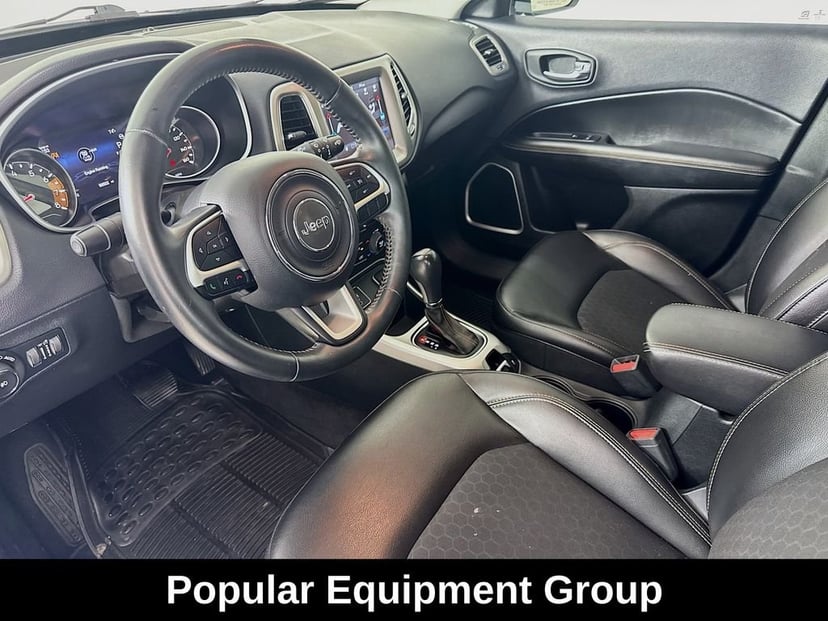 2018 Jeep Compass - Image 11