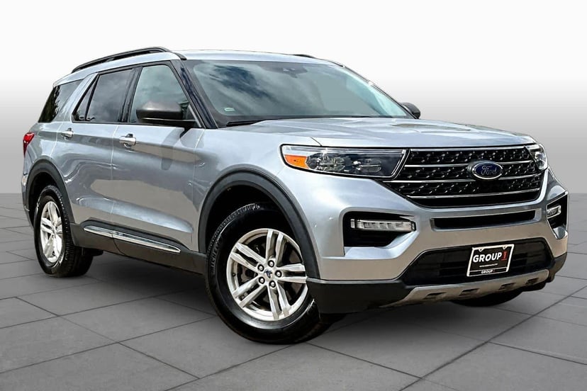2022 Ford Explorer - Image 3