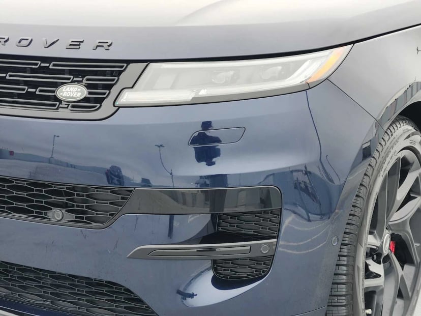 2023 Land Rover Range Rover Sport - Image 8
