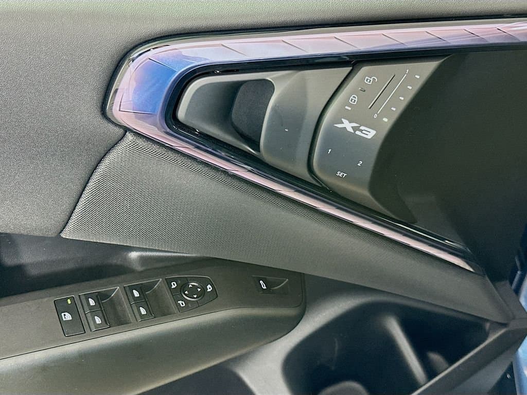 2025 BMW X3 - Image 17