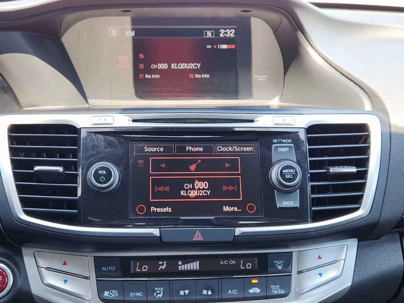 2014 Honda Accord - Image 16