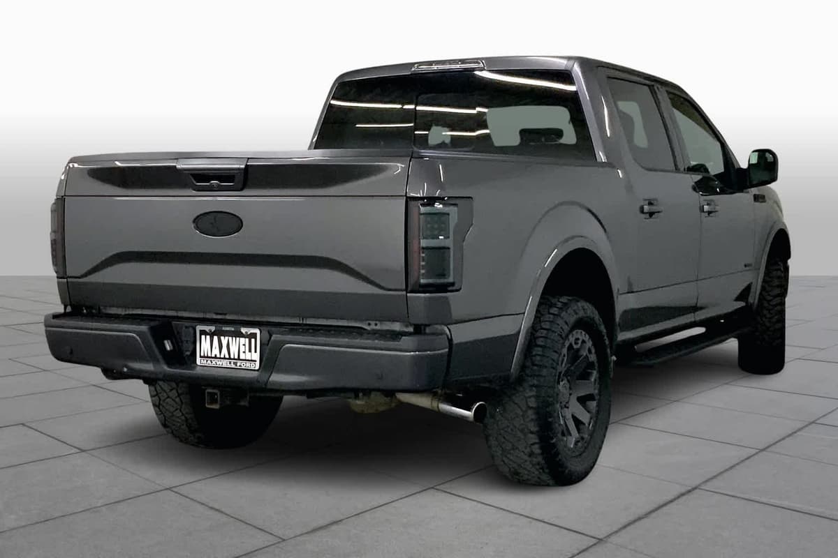 2016 Ford F-150 - Image 11