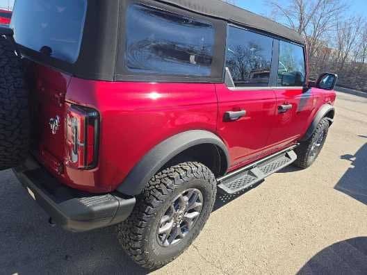 2025 Ford Bronco - Image 5