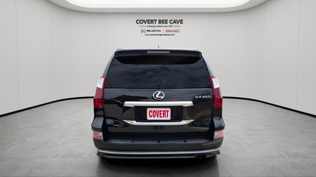2022 Lexus GX - Image 8