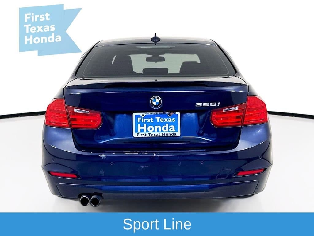 2015 BMW 3 - Image 8