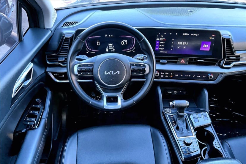 2023 Kia Sportage - Image 6