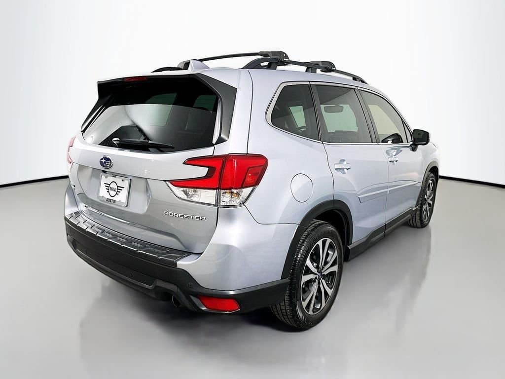 2022 SUBARU Forester - Image 6