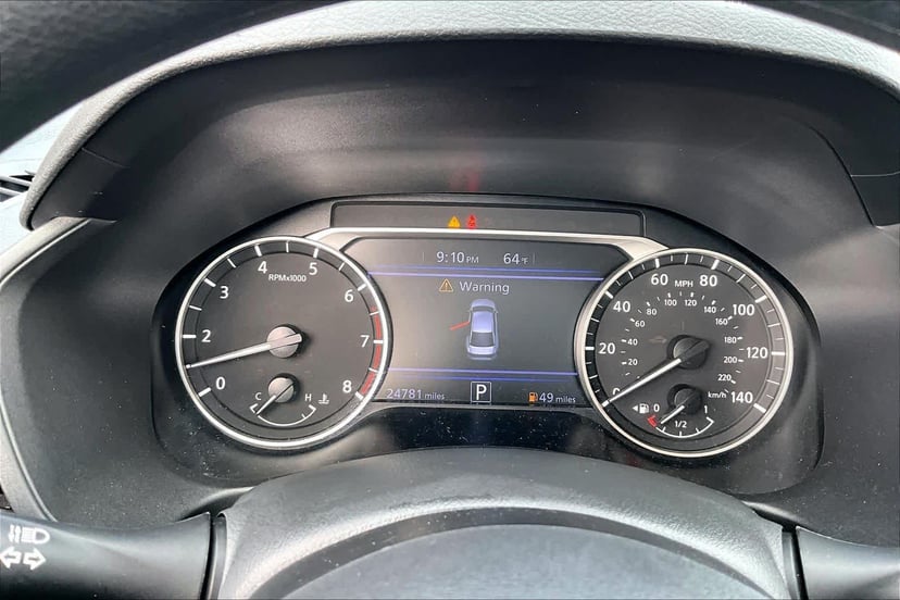 2025 Nissan Altima - Image 26