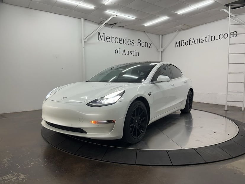 2019 Tesla Model 3 - Image 3