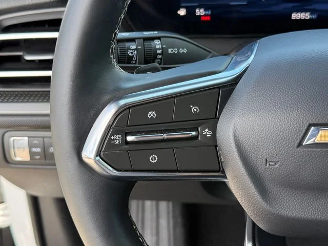 2025 Chevrolet Traverse - Image 13