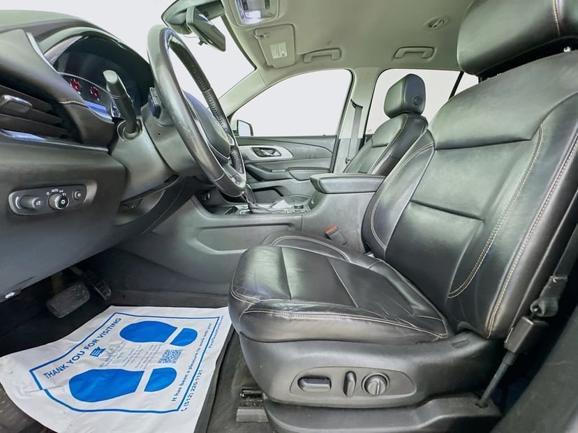 2020 Chevrolet Traverse - Image 26