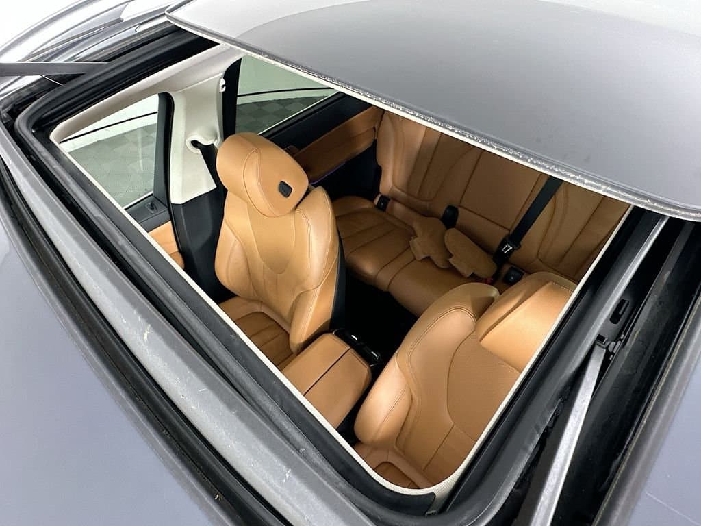 2021 BMW X7 - Image 22