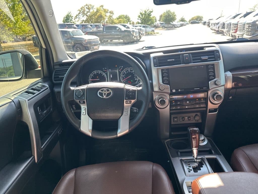 2020 Toyota 4Runner - Image 24