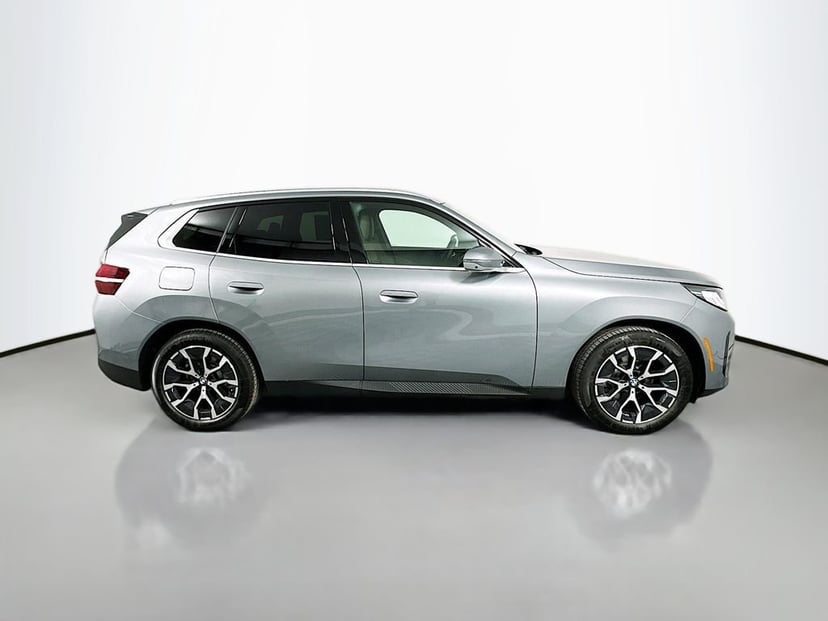2025 BMW X3 - Image 4