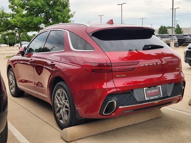 2022 Genesis GV70 - Image 4