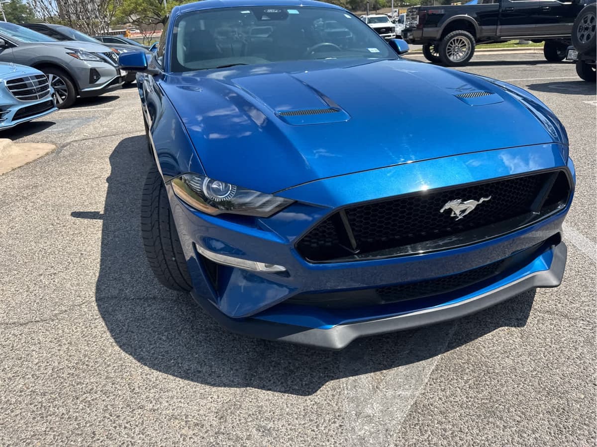 2022 Ford Mustang - Image 3
