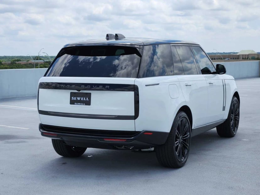 2026 LAND ROVER Range Rover - Image 7