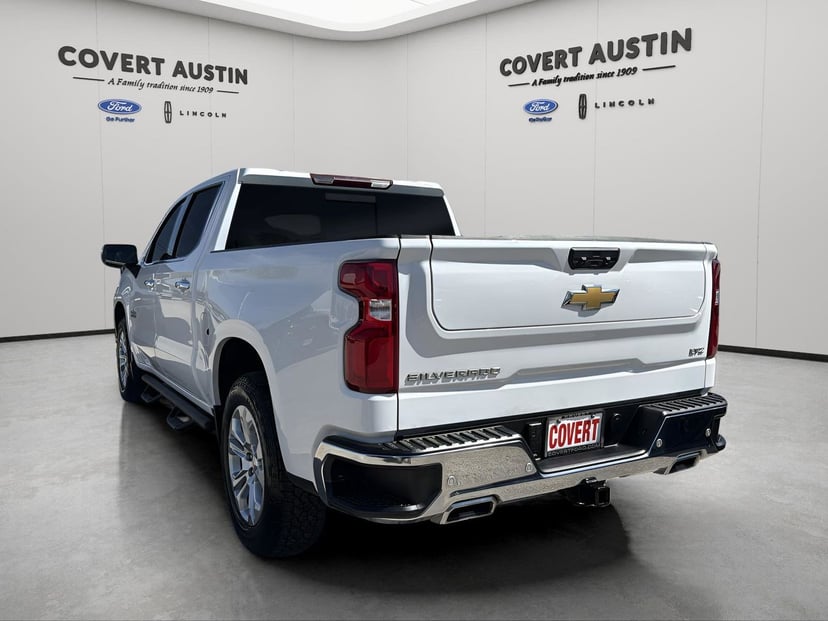 2025 Chevrolet Silverado 1500 - Image 3