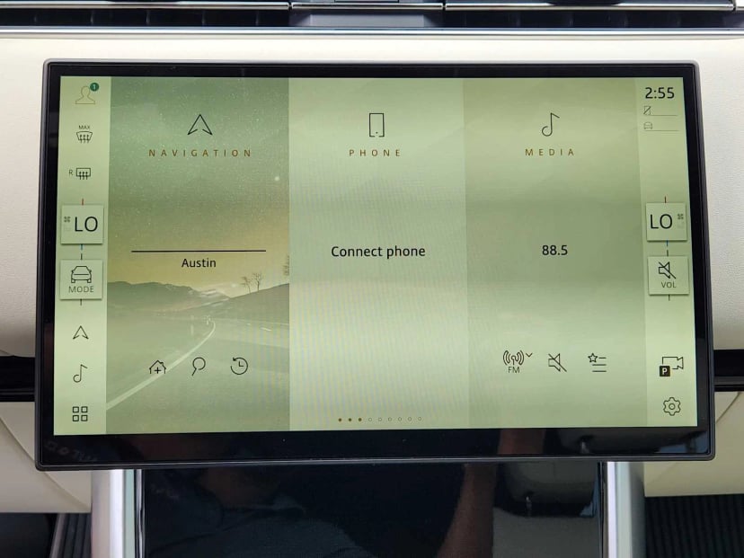 2026 LAND ROVER Range Rover - Image 17