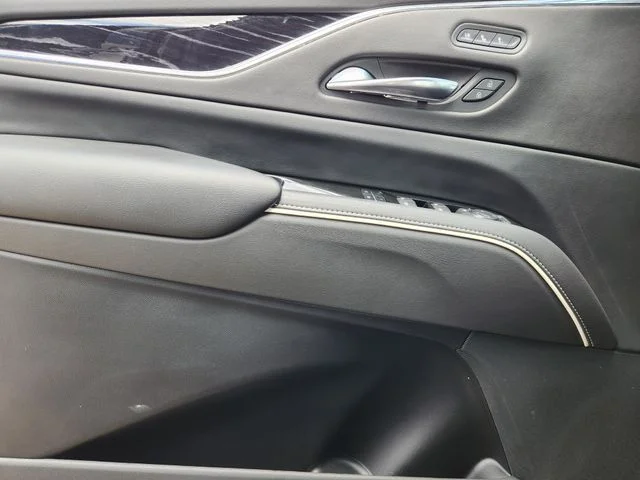 2021 Cadillac Escalade - Image 22