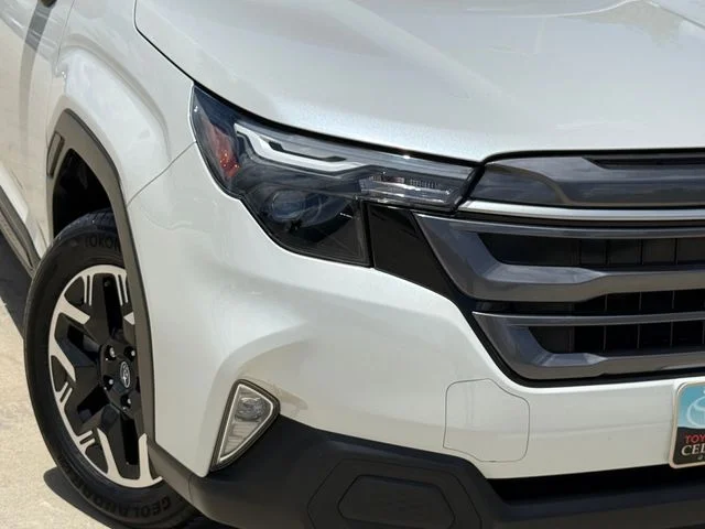 2025 Subaru Forester - Image 3