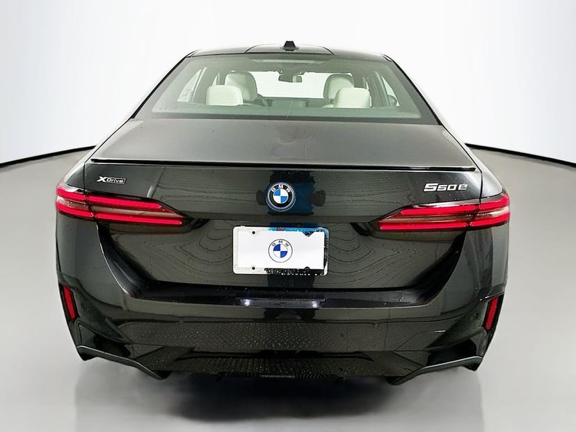 2026 BMW 5 Series - Image 6