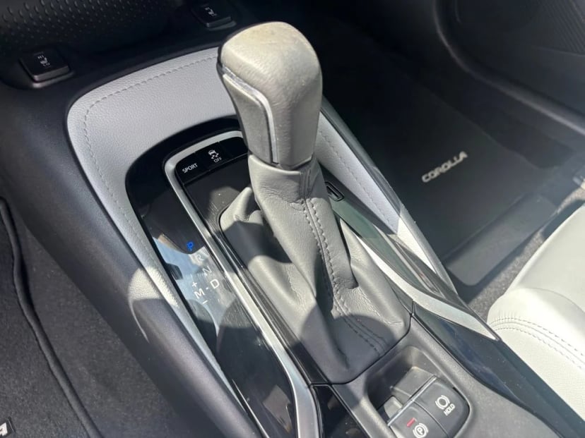 2021 Toyota Corolla Hatchback - Image 20