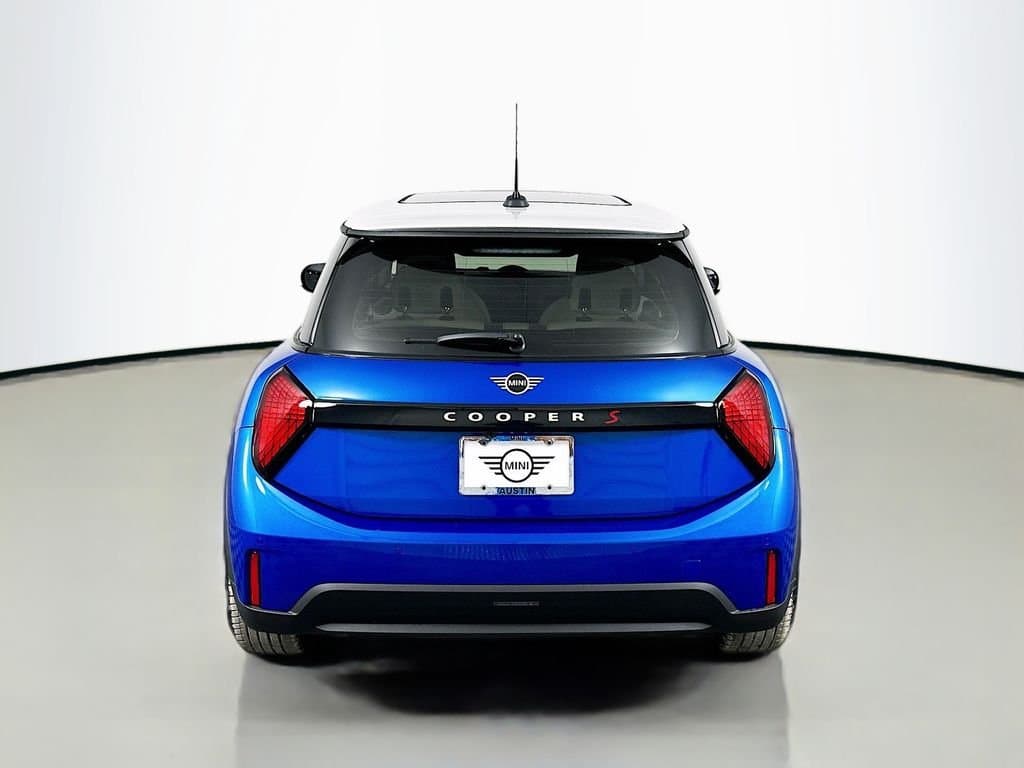 2025 MINI COOPER - Image 7