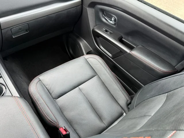 2021 Nissan Titan - Image 22