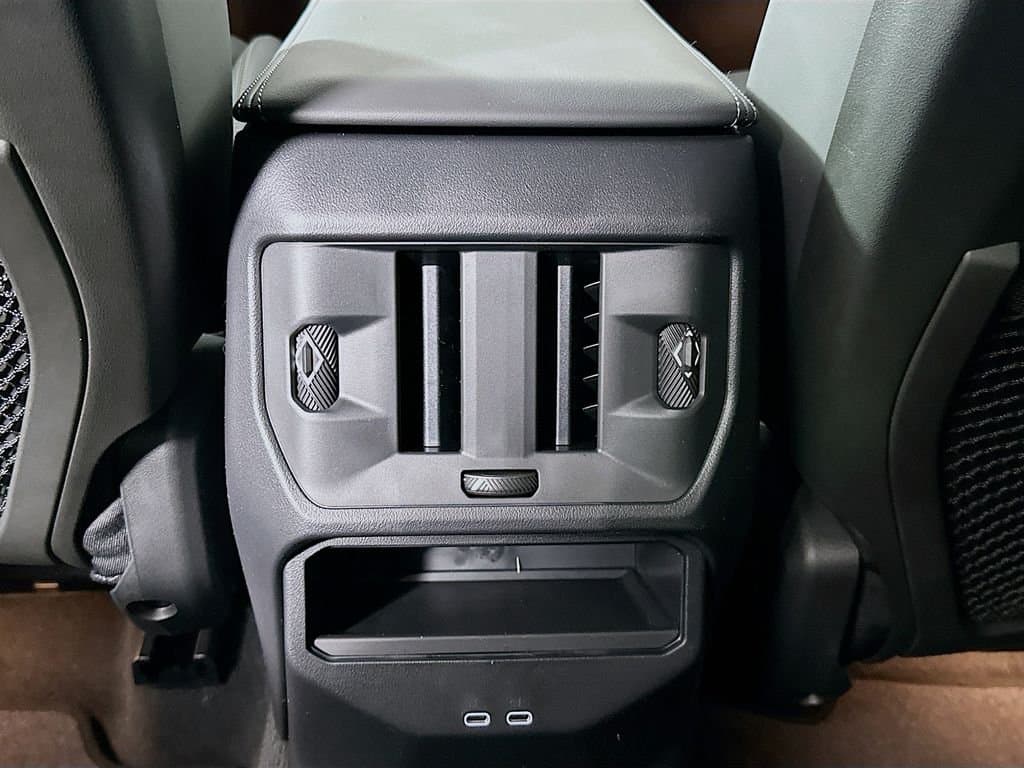 2026 BMW X3 - Image 18