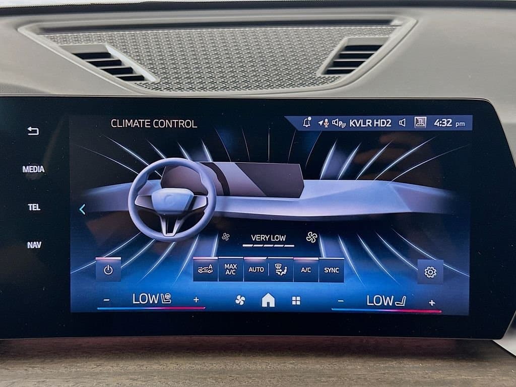 2026 BMW X1 - Image 14