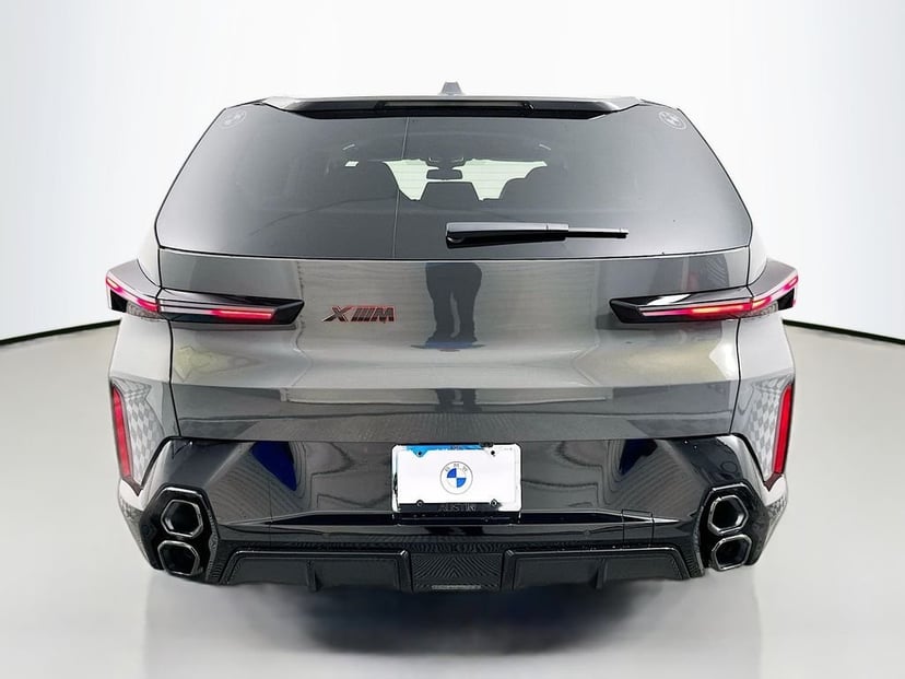 2026 BMW XM - Image 6