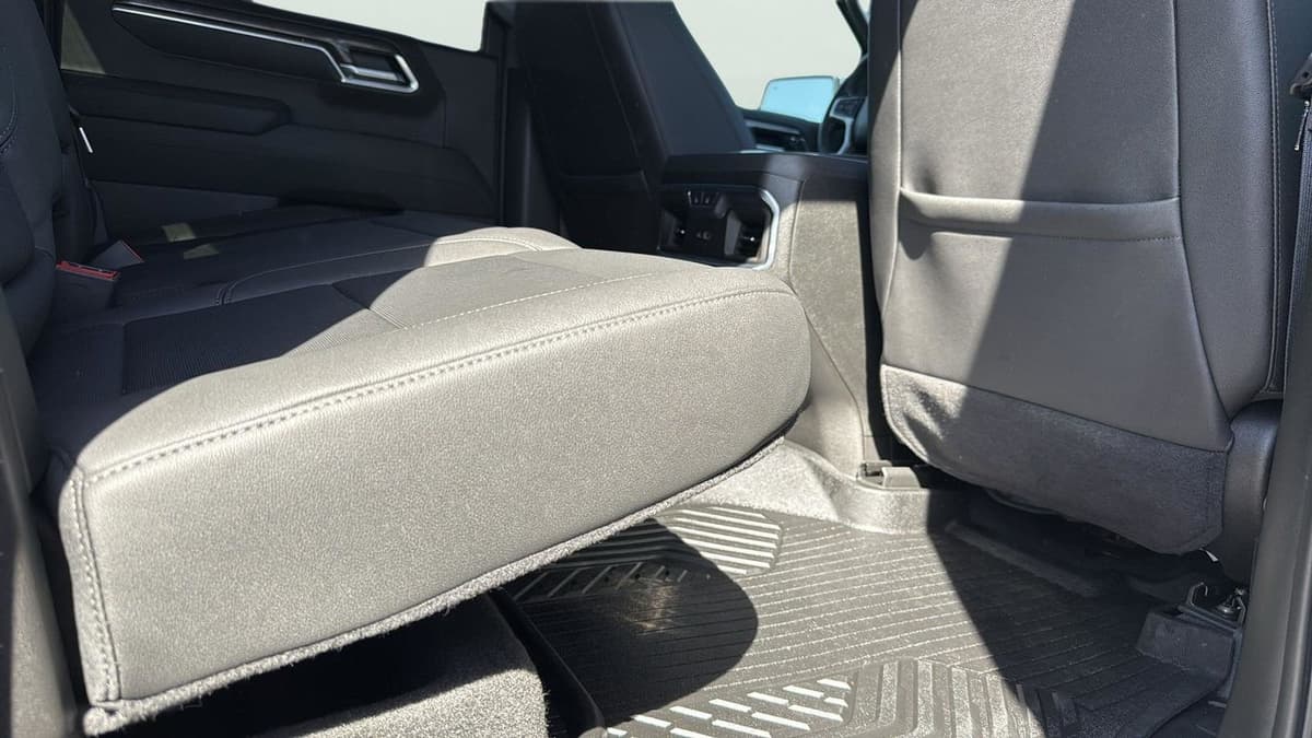 2025 Chevrolet Silverado 1500 - Image 27