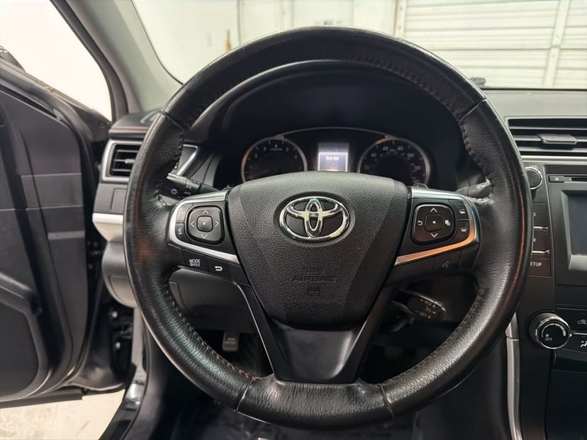 2017 Toyota Camry - Image 8
