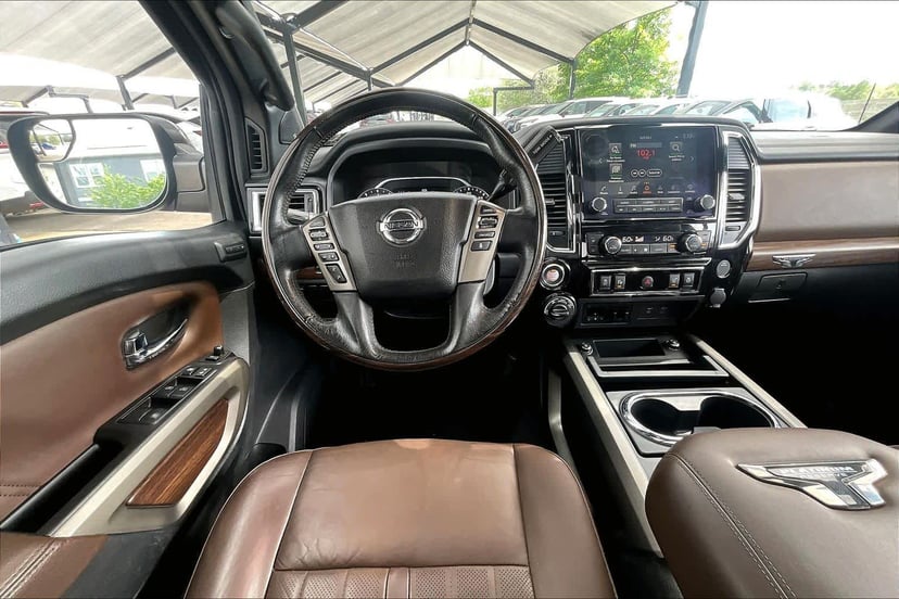 2021 Nissan Titan - Image 6