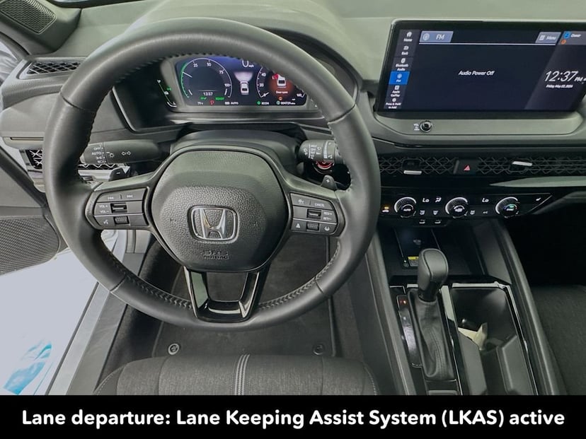2025 Honda Accord Hybrid - Image 14