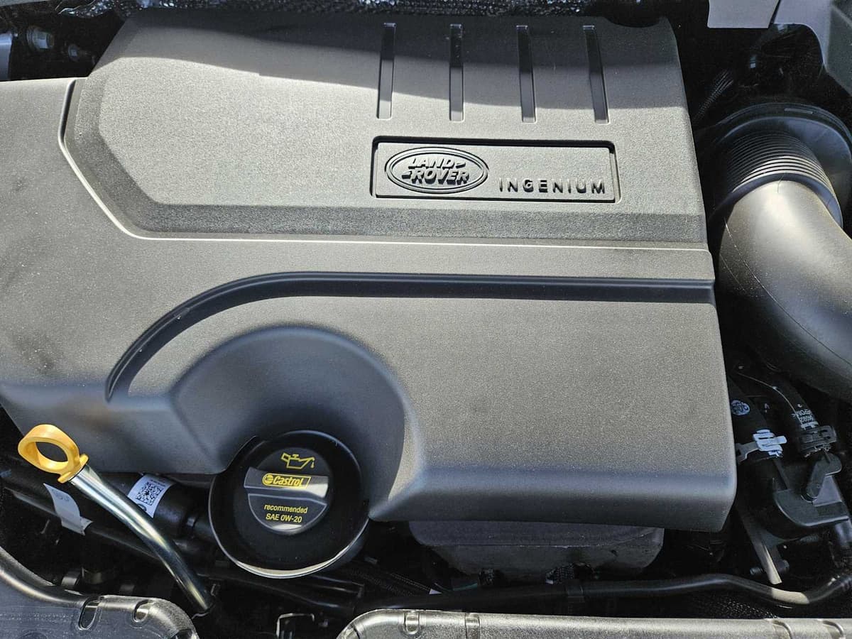 2026 LAND ROVER Range Rover Evoque - Image 29