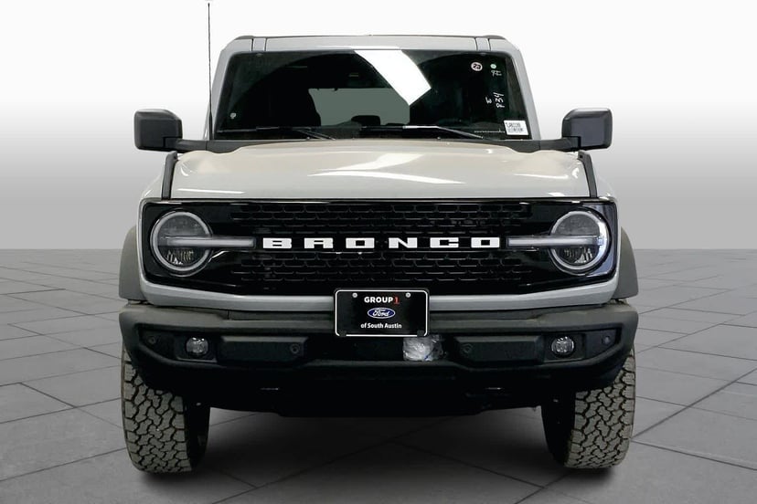 2026 Ford Bronco - Image 2