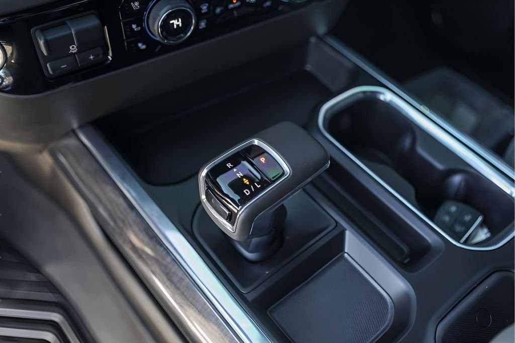 2026 Chevrolet Silverado 1500 - Image 22