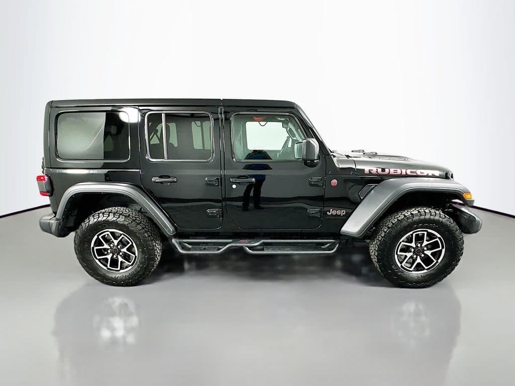 2025 Jeep Wrangler - Image 4