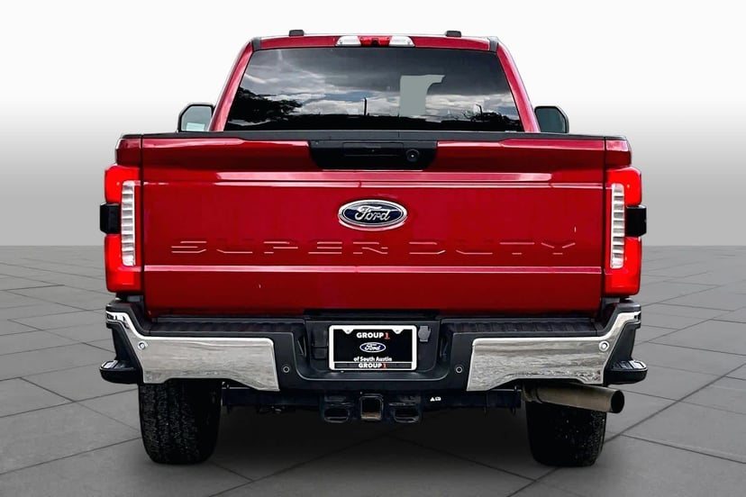 2023 Ford F-250 - Image 5
