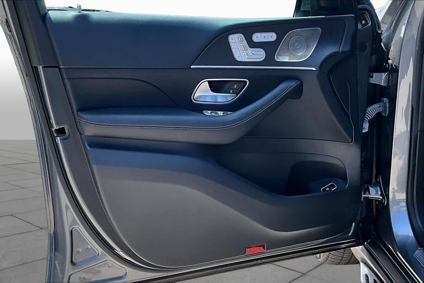 2023 Mercedes-Benz GLS 450 - Image 22