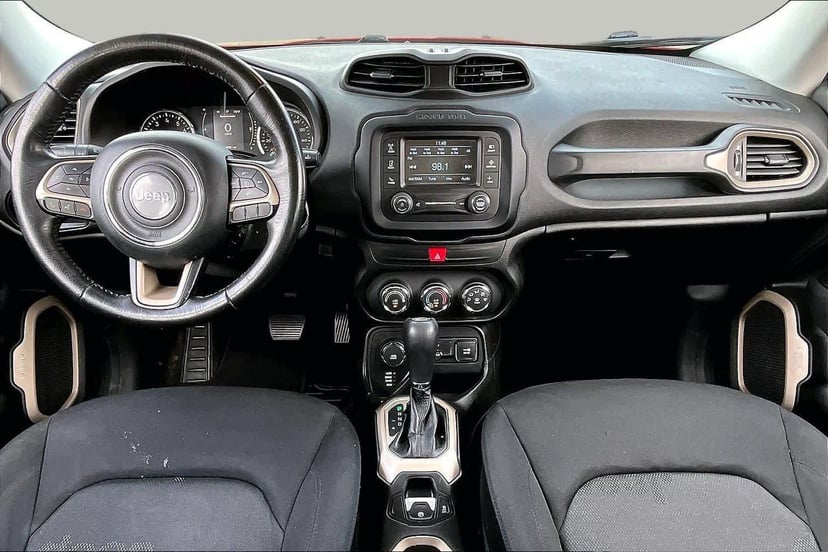 2016 Jeep Renegade - Image 16