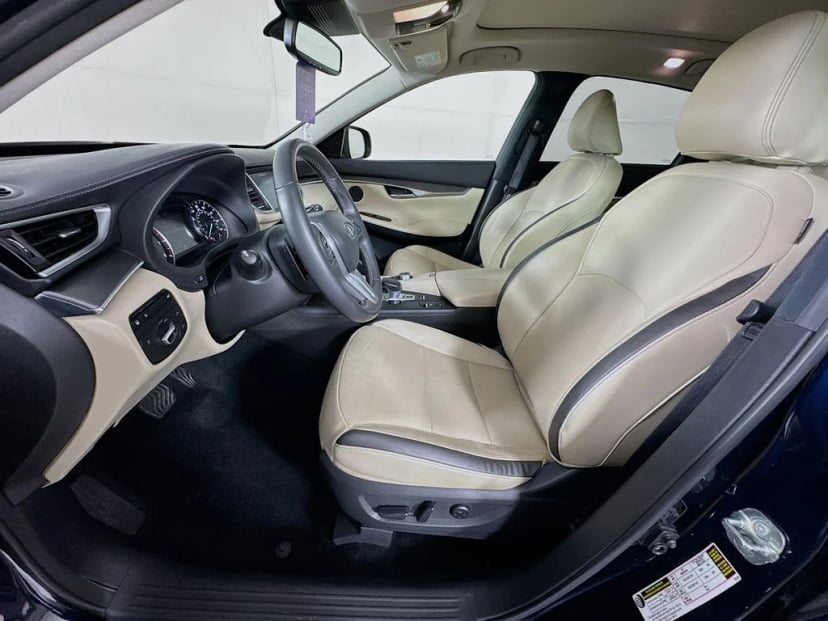 2022 INFINITI QX50 - Image 25