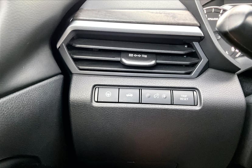 2023 Nissan Altima - Image 36