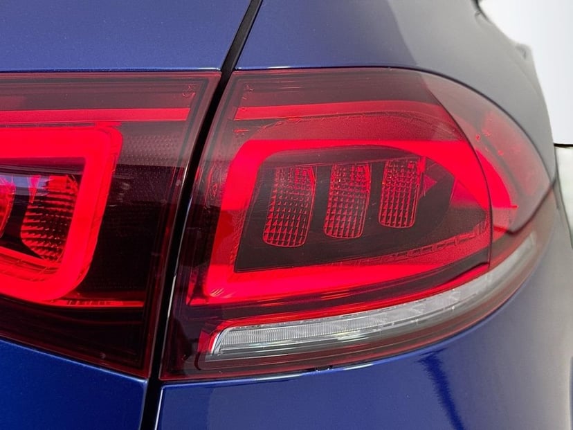 2020 Mercedes-Benz GLE - Image 34