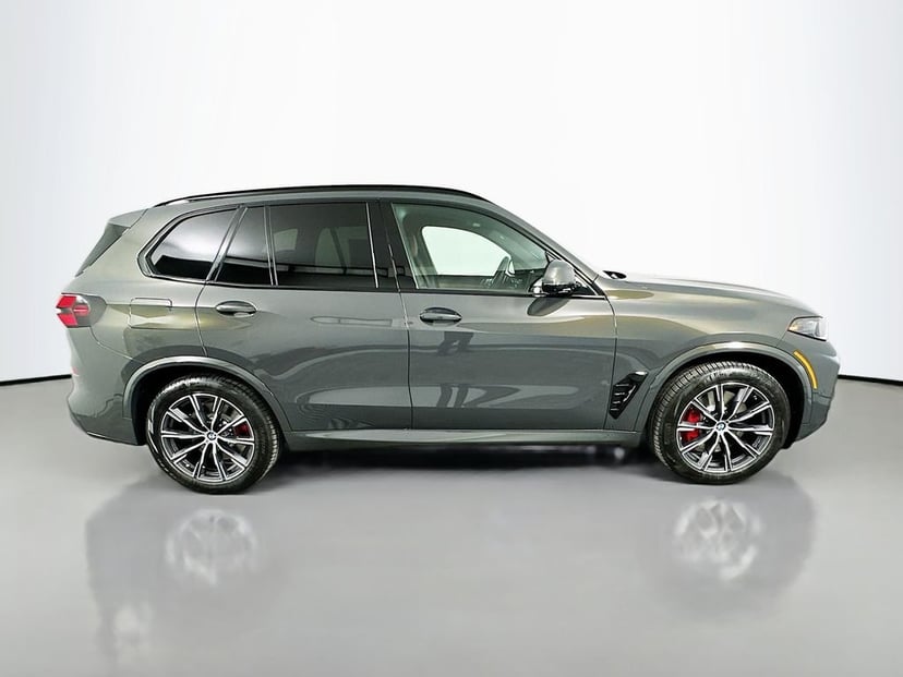 2026 BMW X5 - Image 4