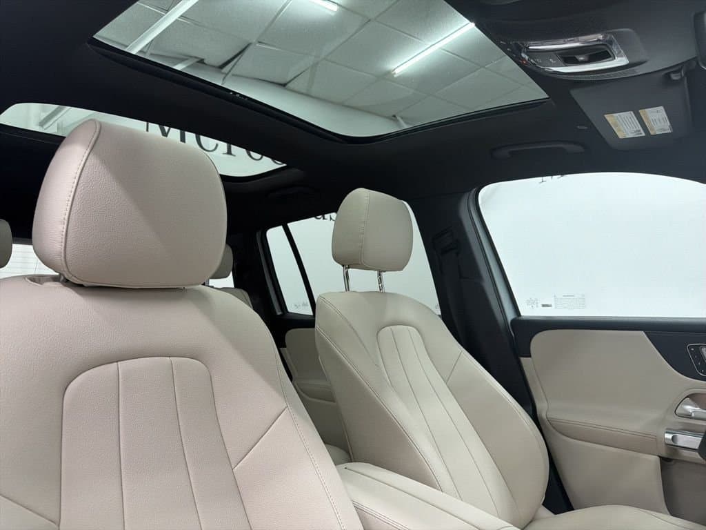 2026 MERCEDES-BENZ GLB - Image 30