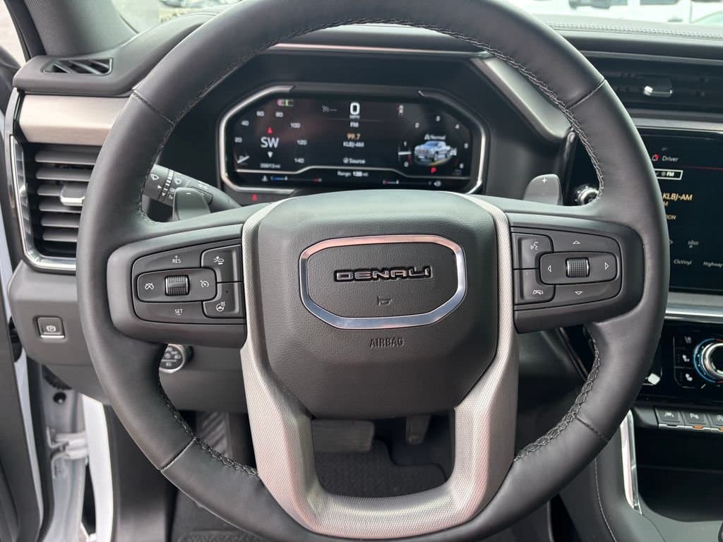 2024 GMC Sierra 1500 - Image 16